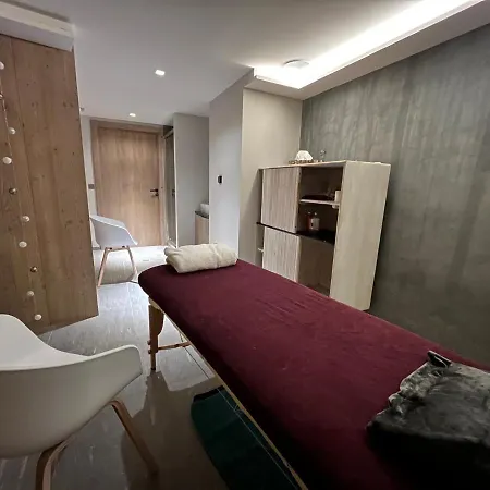 Moderne Avec Terrasse, Pres Des Remontees, 4 Adultes + 5 Enfants, Services Inclus - Fr-1-562-75 Appartement Courchevel