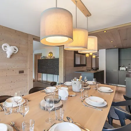 Moderne Avec Terrasse, Pres Des Remontees, 4 Adultes + 5 Enfants, Services Inclus - Fr-1-562-75 Courchevel
